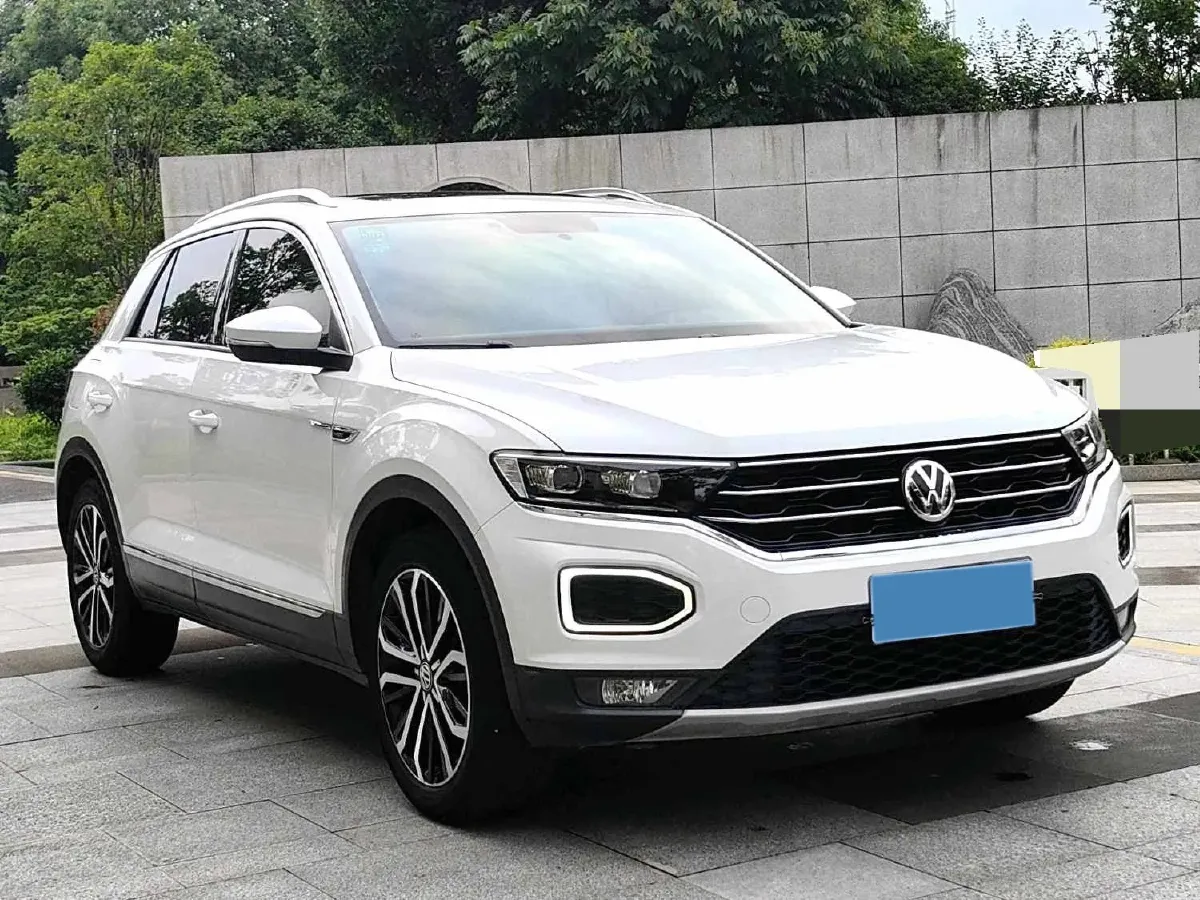 2019 Volkswagen T-Roc 1.4T 150HP L4 7DCT,autocango,china used car exporter,china ev exporter,chinese used car exporter,chinese used ev exporter
