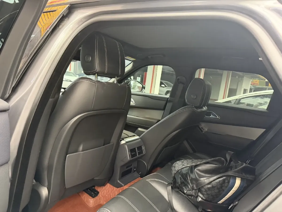 2021 Land Rover Range Rover Velar 2.0T 250HP L4 8AT,autocango,china used car exporter,china ev exporter,chinese used car exporter,chinese used ev exporter