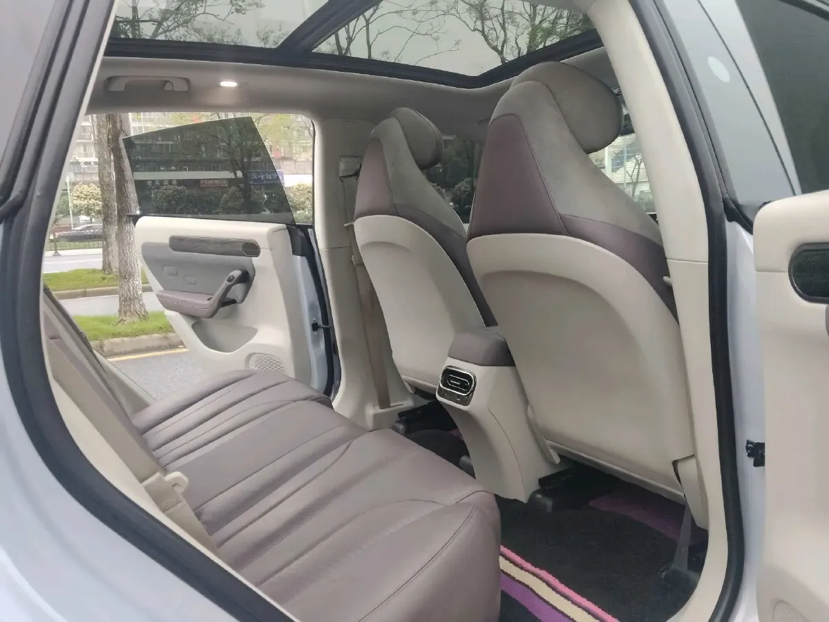 2023 Leapmotor C01 BEV 62.8KWH,autocango,china used car exporter,china ev exporter,chinese used car exporter,chinese used ev exporter