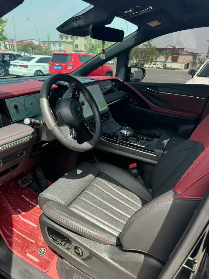 2024 GAC Trumpchi M8 2.0T 252HP L4 8AT,autocango,china used car exporter,china ev exporter,chinese used car exporter,chinese used ev exporter