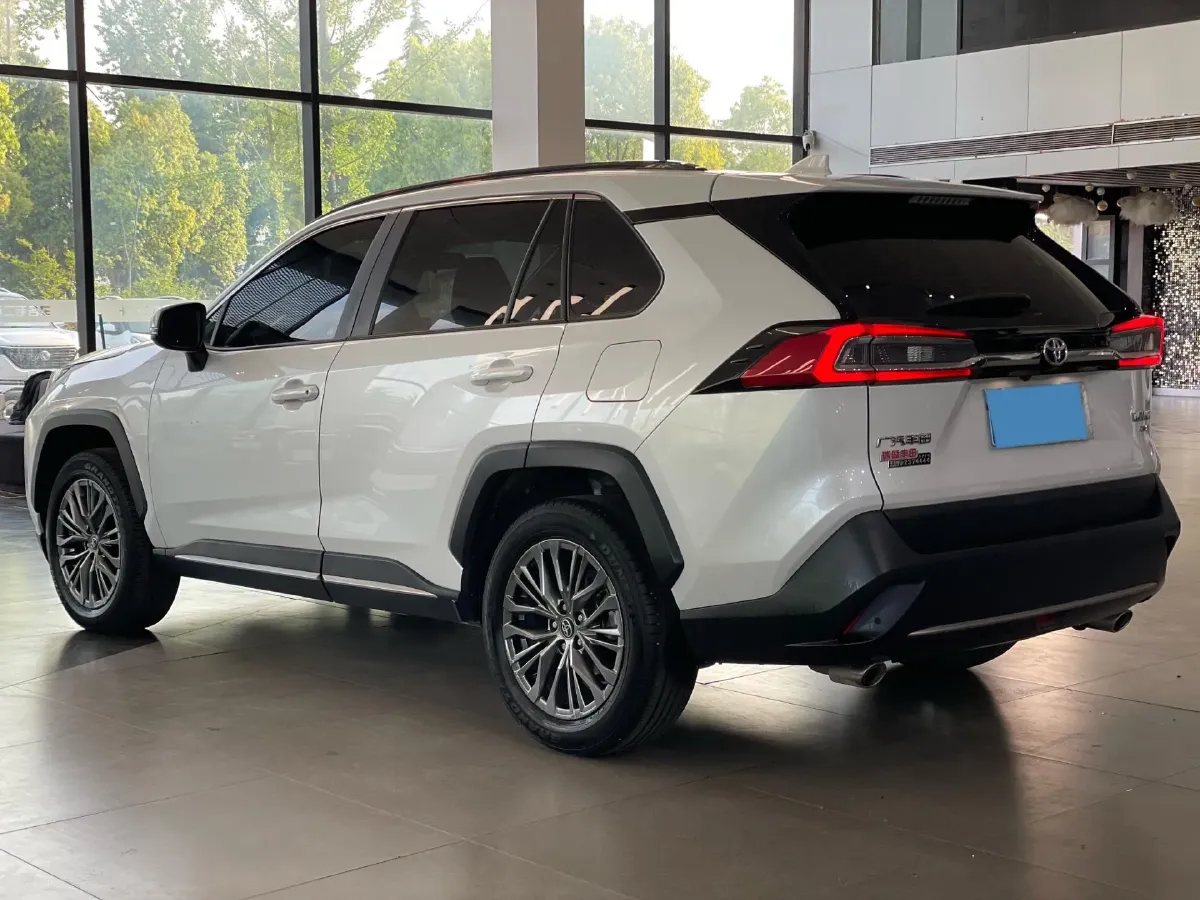 2022 Toyota Wildlander 2.0L 171HP L4 CVT,autocango,china used car exporter,china ev exporter,chinese used car exporter,chinese used ev exporter