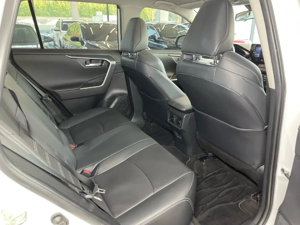 2022 Toyota Wildlander 2.0L 171HP L4 CVT,autocango,china used car exporter,china ev exporter,chinese used car exporter,chinese used ev exporter