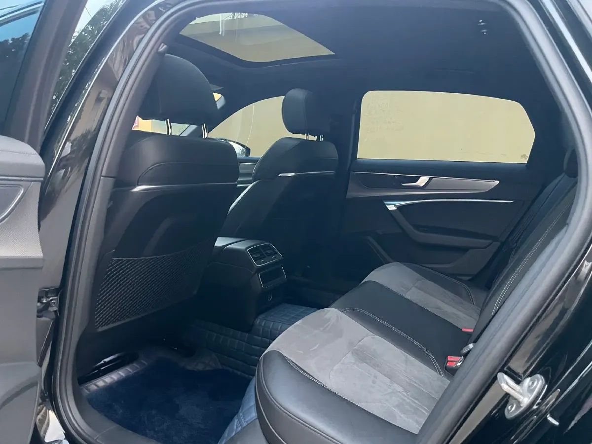 2019 Audi A6L 2.0T 190HP L4 7DCT,autocango,china used car exporter,china ev exporter,chinese used car exporter,chinese used ev exporter