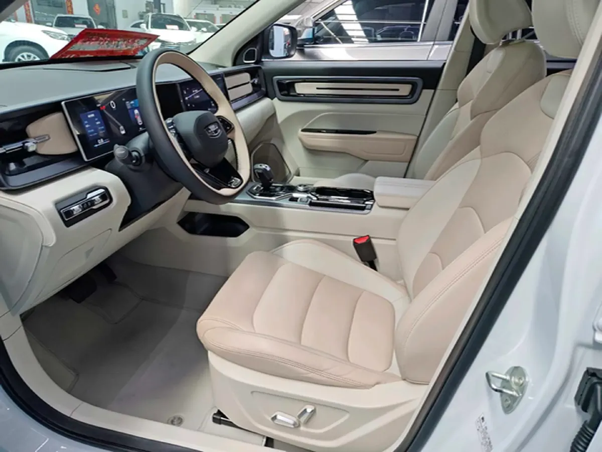 2023 Geely ICON 1.5T 181HP L4 7DCT,autocango,china used car exporter,china ev exporter,chinese used car exporter,chinese used ev exporter