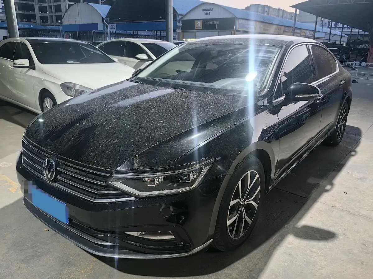 2020 Volkswagen Magotan 2.0T 186HP L4 7DCT,autocango,china used car exporter,china ev exporter,chinese used car exporter,chinese used ev exporter