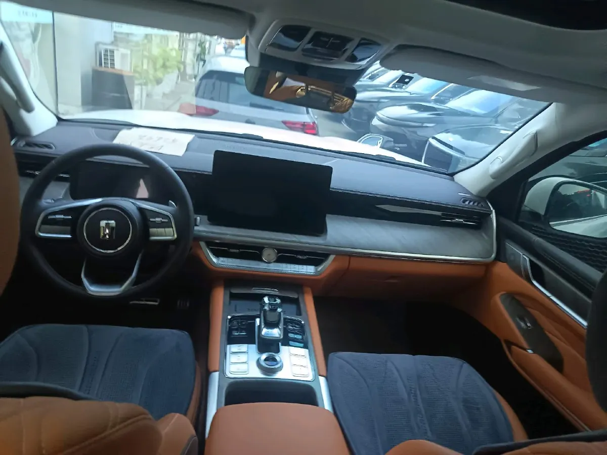 2023 Tank 500 2.0T 252HP L4 9AT PHEV 37.1KWH,autocango,china used car exporter,china ev exporter,chinese used car exporter,chinese used ev exporter