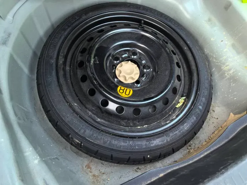 2022 Toyota Corolla 1.8L 98HP L4 E-CVT Hybrid,autocango,china used car exporter,china ev exporter,chinese used car exporter,chinese used ev exporter