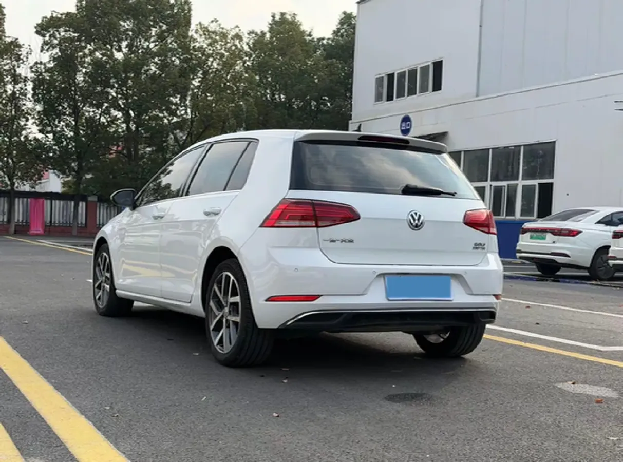 2019 Volkswagen Golf 1.2T 116HP L4 7DCT,autocango,china used car exporter,china ev exporter,chinese used car exporter,chinese used ev exporter