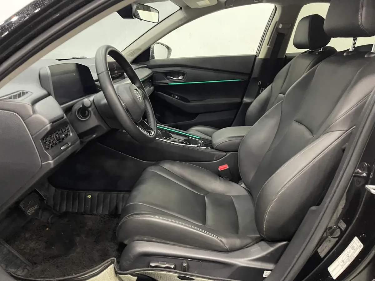 2025 Honda Accord 1.5T 192HP L4 CVT,autocango,china used car exporter,china ev exporter,chinese used car exporter,chinese used ev exporter