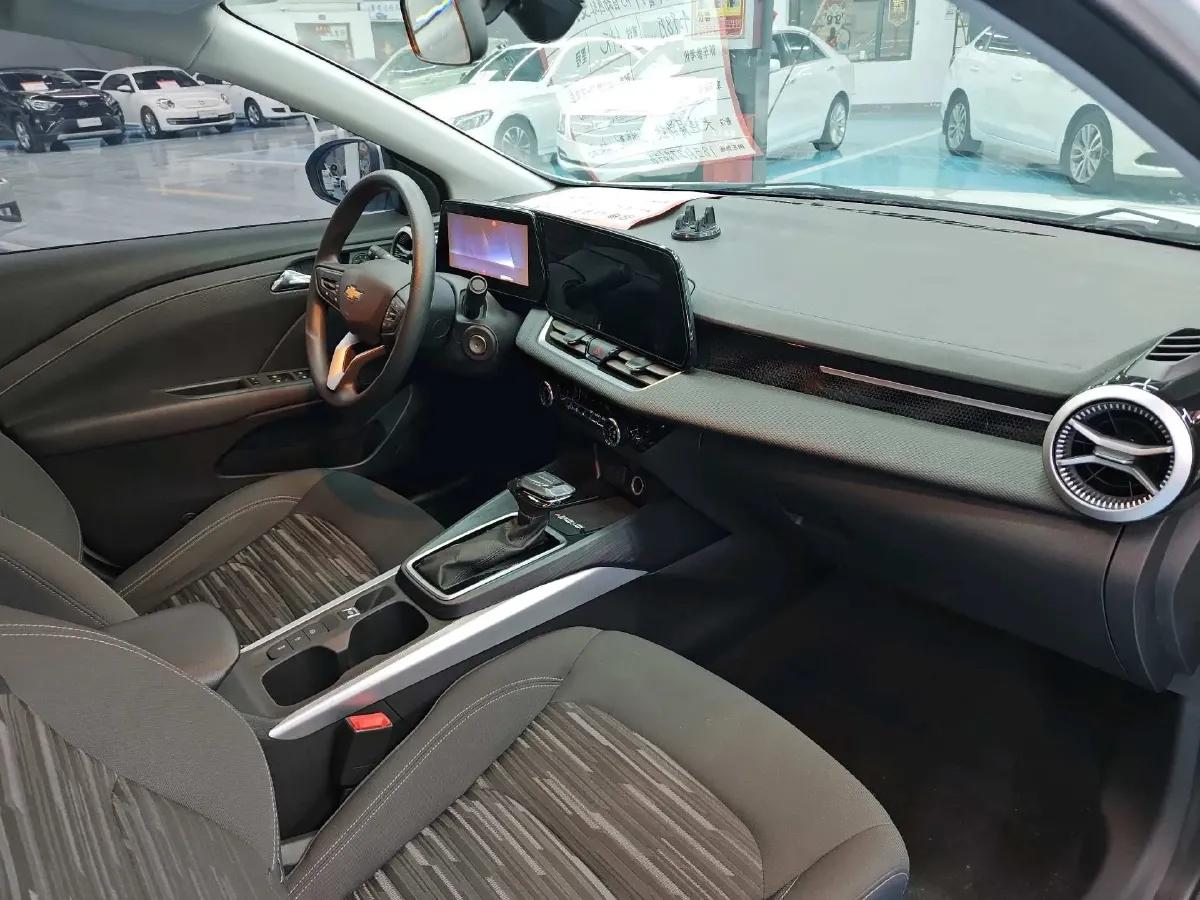 2023 Chevrolet Monza 1.5L 113HP L4 6DCT,autocango,china used car exporter,china ev exporter,chinese used car exporter,chinese used ev exporter