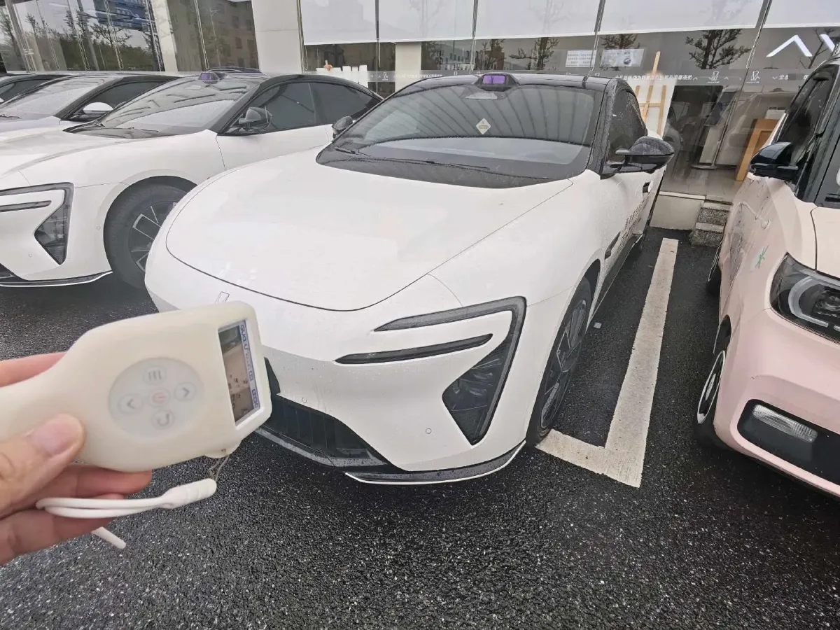 2025 Avatr 06 BEV,autocango,china used car exporter,china ev exporter,chinese used car exporter,chinese used ev exporter