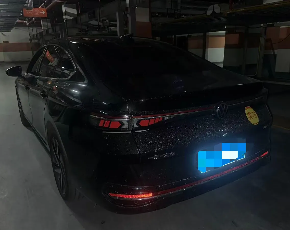 2024 Volkswagen Magotan 2.0T 220HP L4 7DCT,autocango,china used car exporter,china ev exporter,chinese used car exporter,chinese used ev exporter