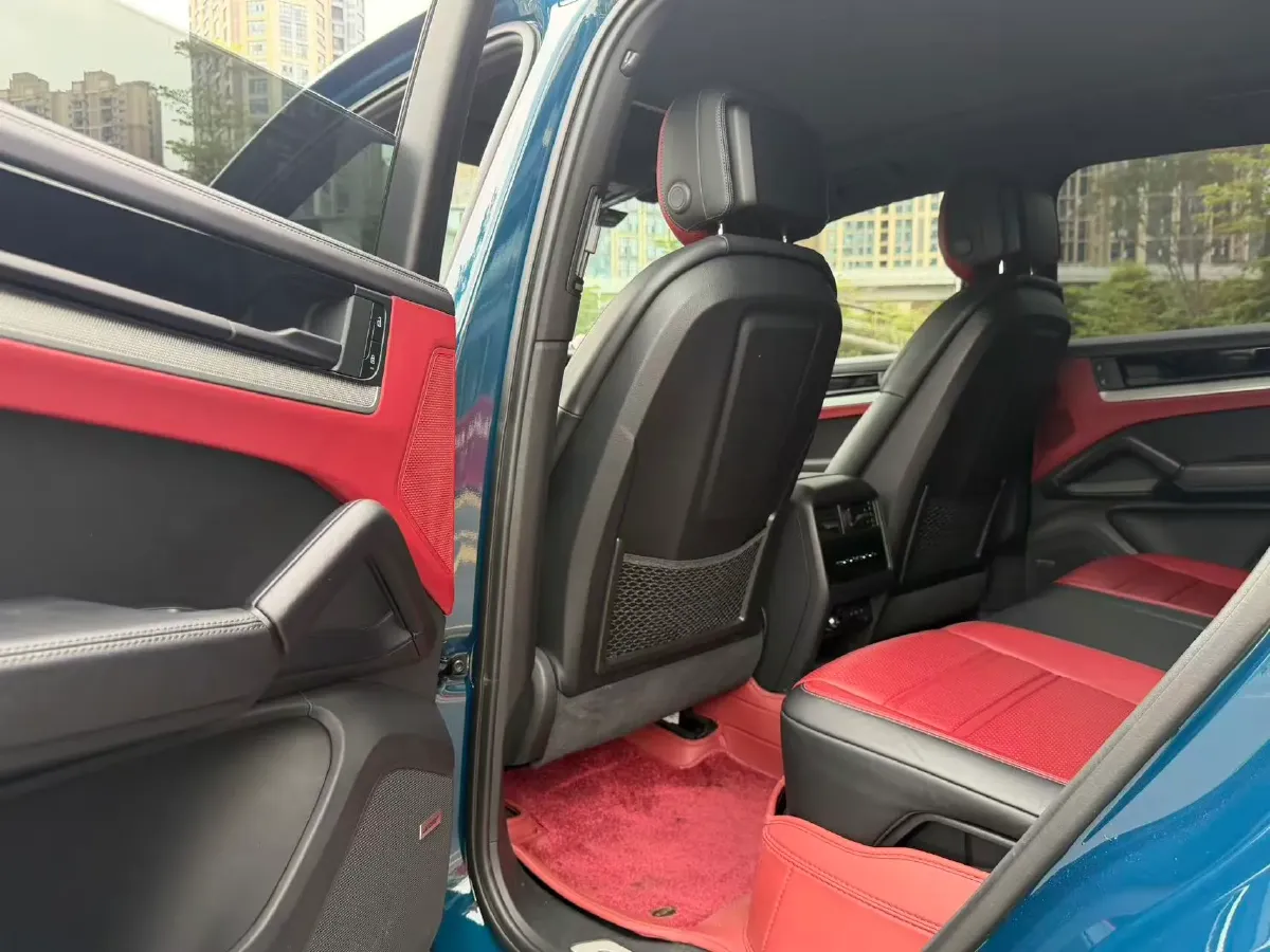 2024 Porsche Cayenne 3.0T 354HP V6 8AT,autocango,china used car exporter,china ev exporter,chinese used car exporter,chinese used ev exporter