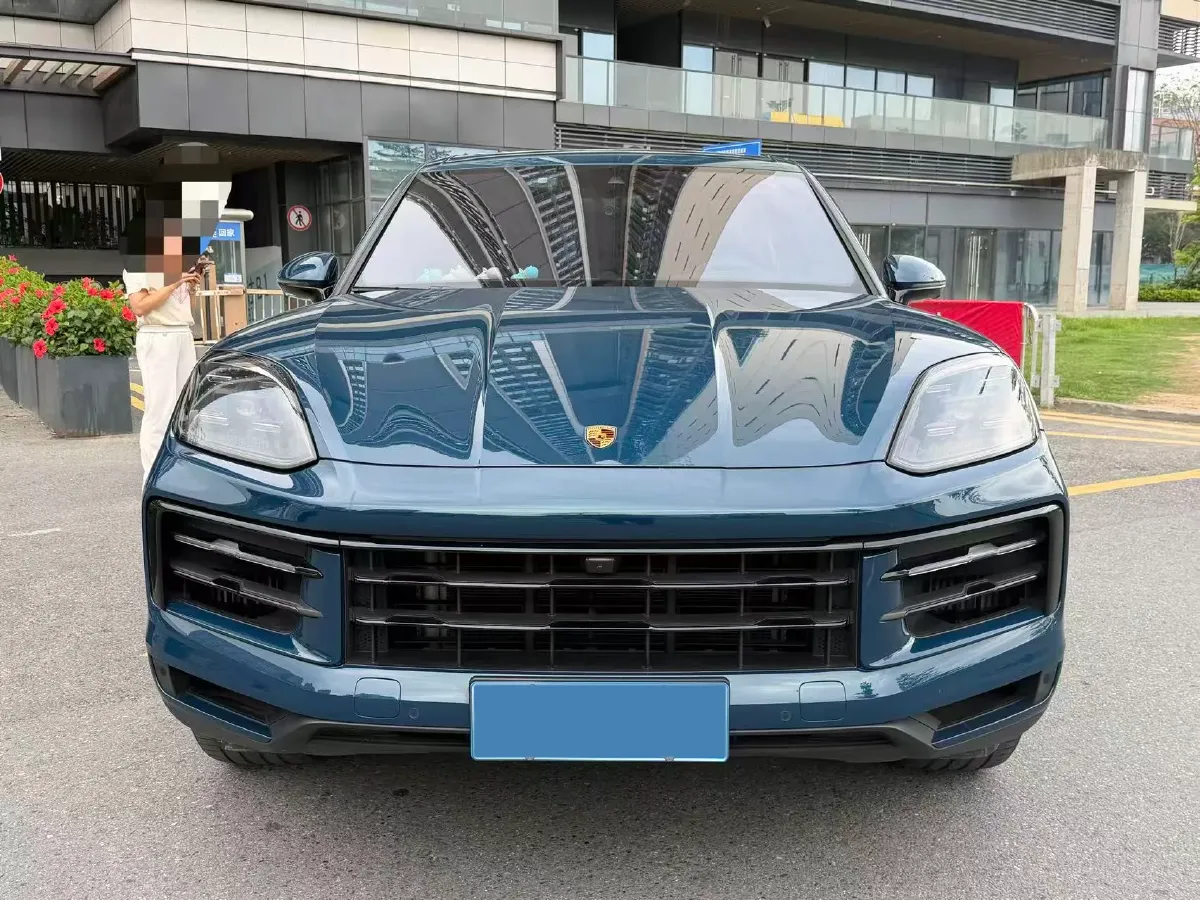 2024 Porsche Cayenne 3.0T 354HP V6 8AT,autocango,china used car exporter,china ev exporter,chinese used car exporter,chinese used ev exporter