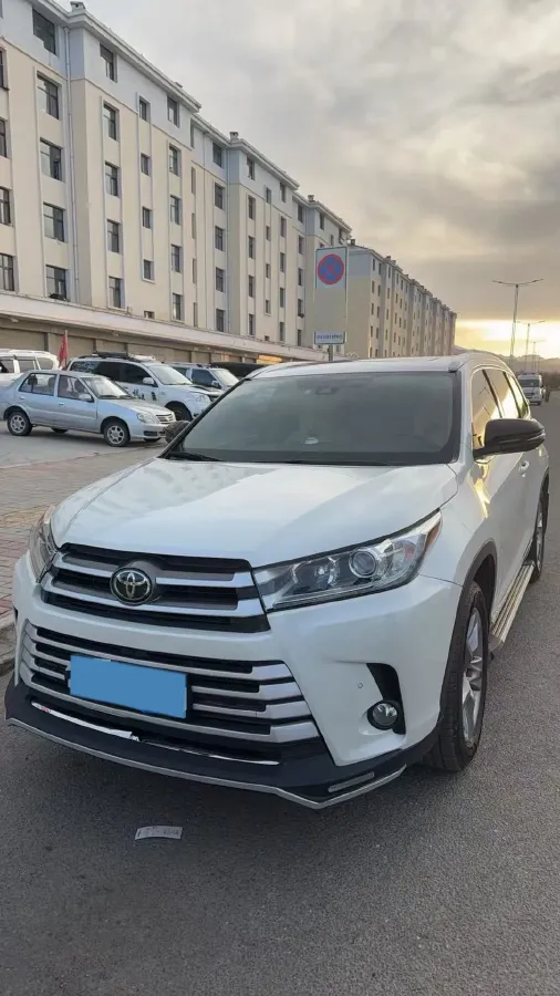 2018 Toyota Highlander 2.0T 220HP L4 6AT,autocango,china used car exporter,china ev exporter,chinese used car exporter,chinese used ev exporter