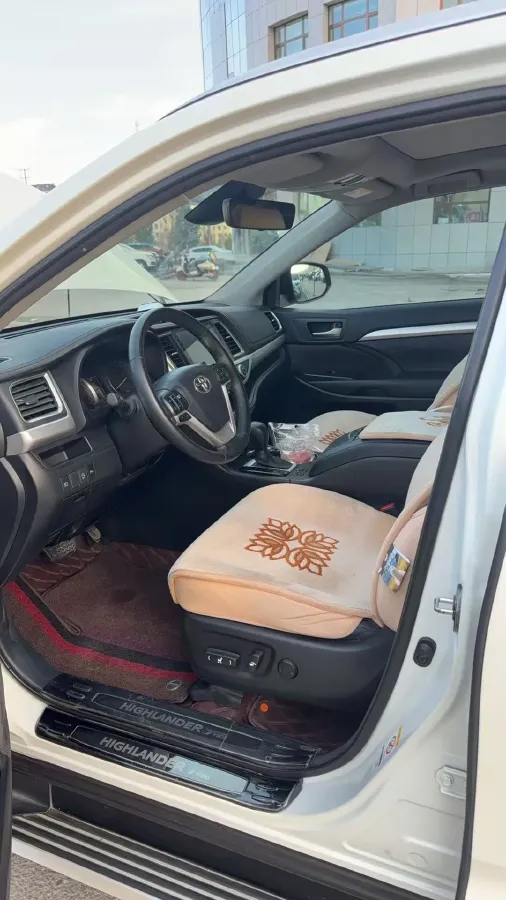 2018 Toyota Highlander 2.0T 220HP L4 6AT,autocango,china used car exporter,china ev exporter,chinese used car exporter,chinese used ev exporter