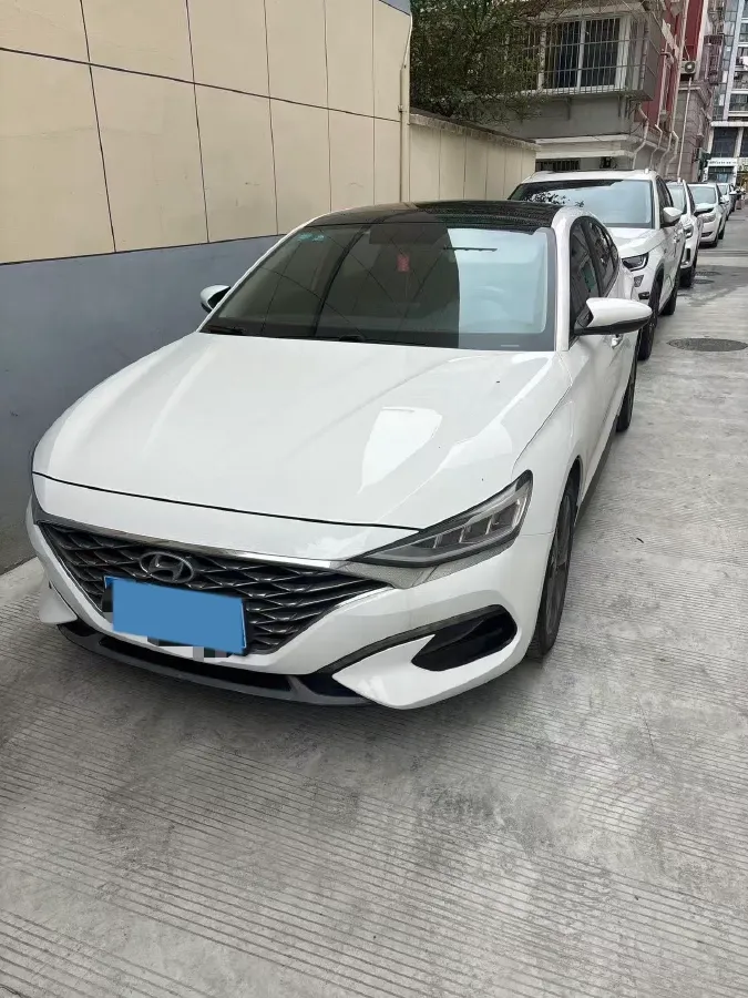 2019 Hyundai La Festa 1.6T 190HP L4 7DCT,autocango,china used car exporter,china ev exporter,chinese used car exporter,chinese used ev exporter