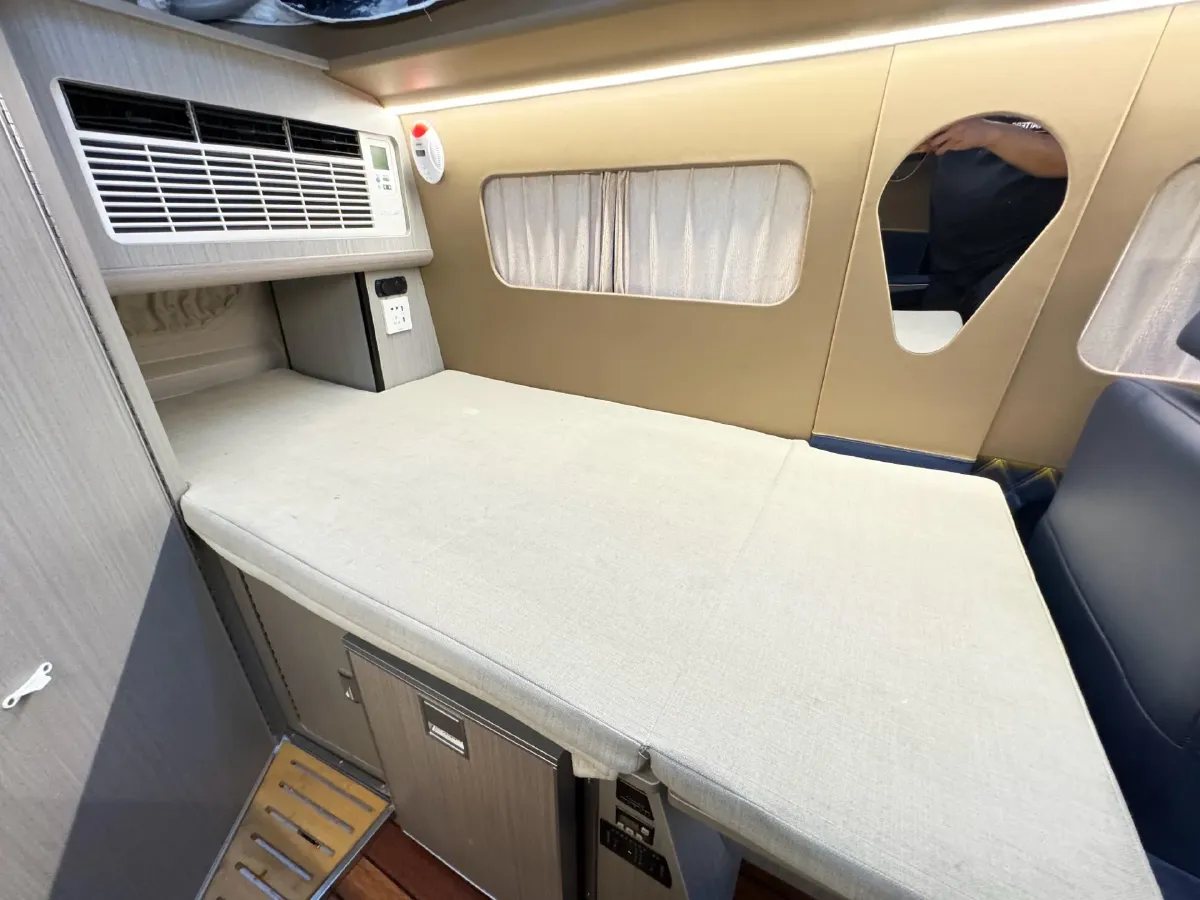 2021 Ford Transit 2.0T 202HP L4 6AT,autocango,china used car exporter,china ev exporter,chinese used car exporter,chinese used ev exporter