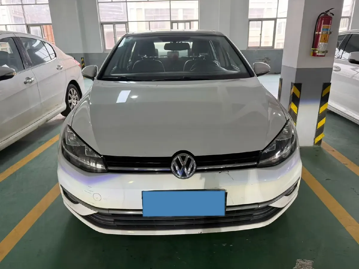 2018 Volkswagen Golf 1.6L 110HP L4 6AT,autocango,china used car exporter,china ev exporter,chinese used car exporter,chinese used ev exporter