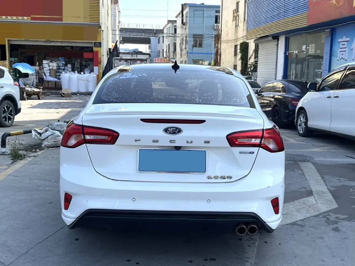 2021 Ford Focus 1.5T 174HP L3 8AT,autocango,china used car exporter,china ev exporter,chinese used car exporter,chinese used ev exporter