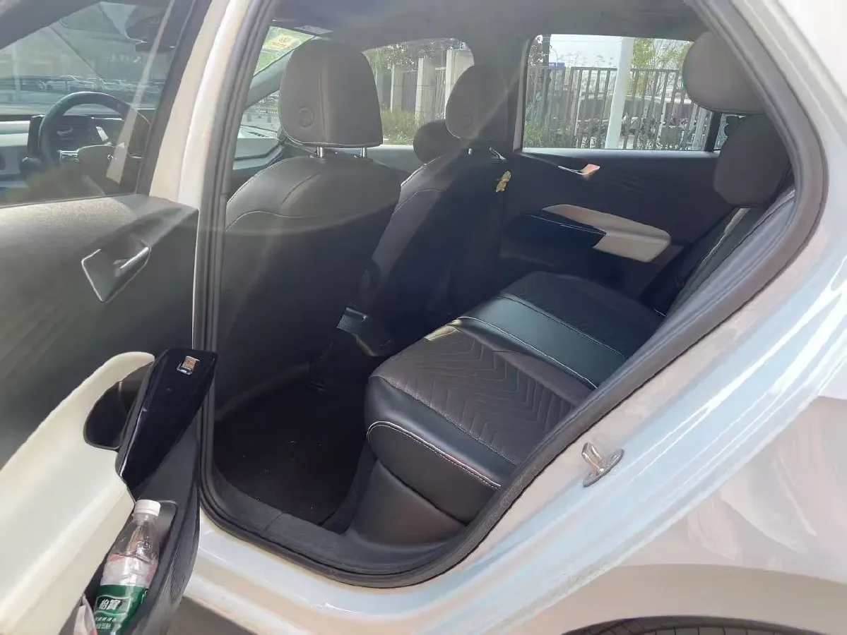 2022 Volkswagen ID.3 BEV 57.3KWH,autocango,china used car exporter,china ev exporter,chinese used car exporter,chinese used ev exporter