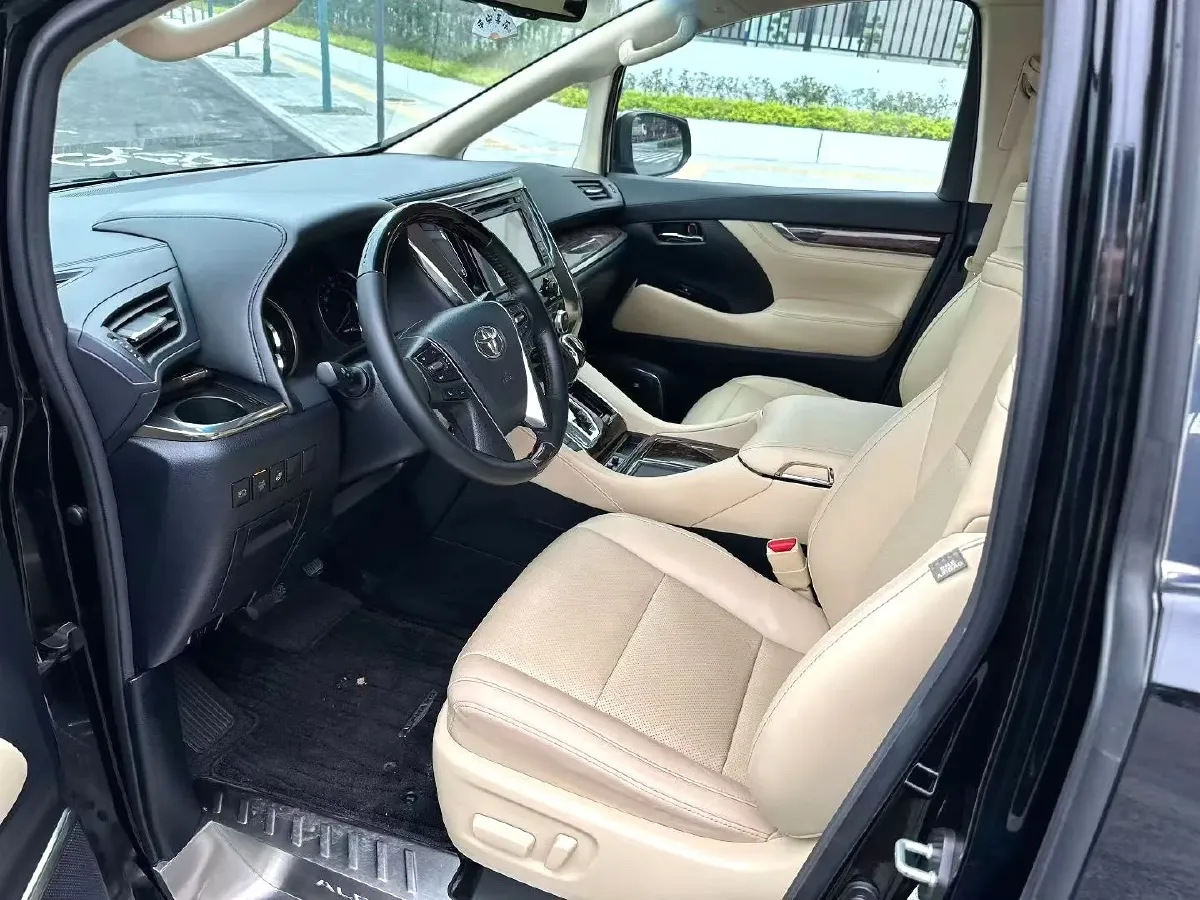 2018 Toyota Alphard 3.5L 301HP V6 8AT,autocango,china used car exporter,china ev exporter,chinese used car exporter,chinese used ev exporter
