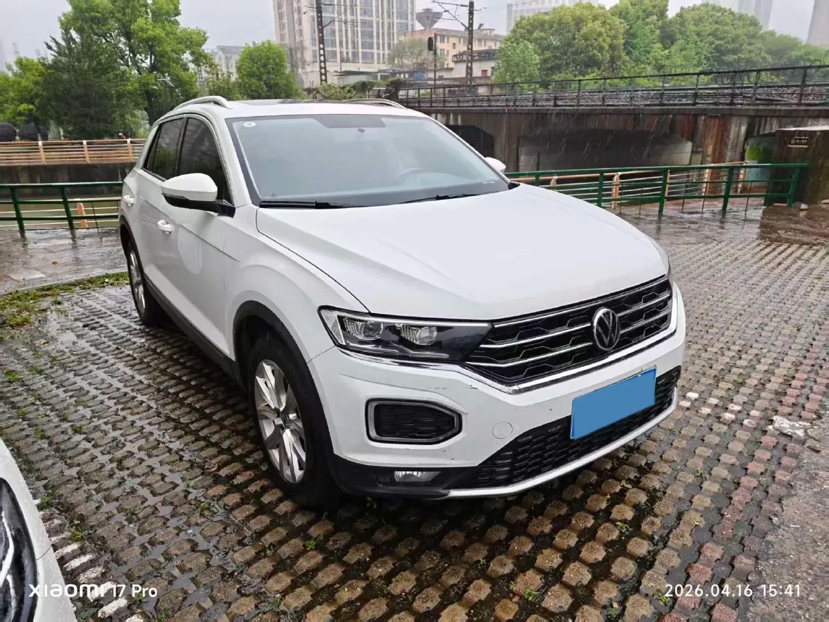 2022 Volkswagen T-Roc 1.4T 150HP L4 7DCT,autocango,china used car exporter,china ev exporter,chinese used car exporter,chinese used ev exporter
