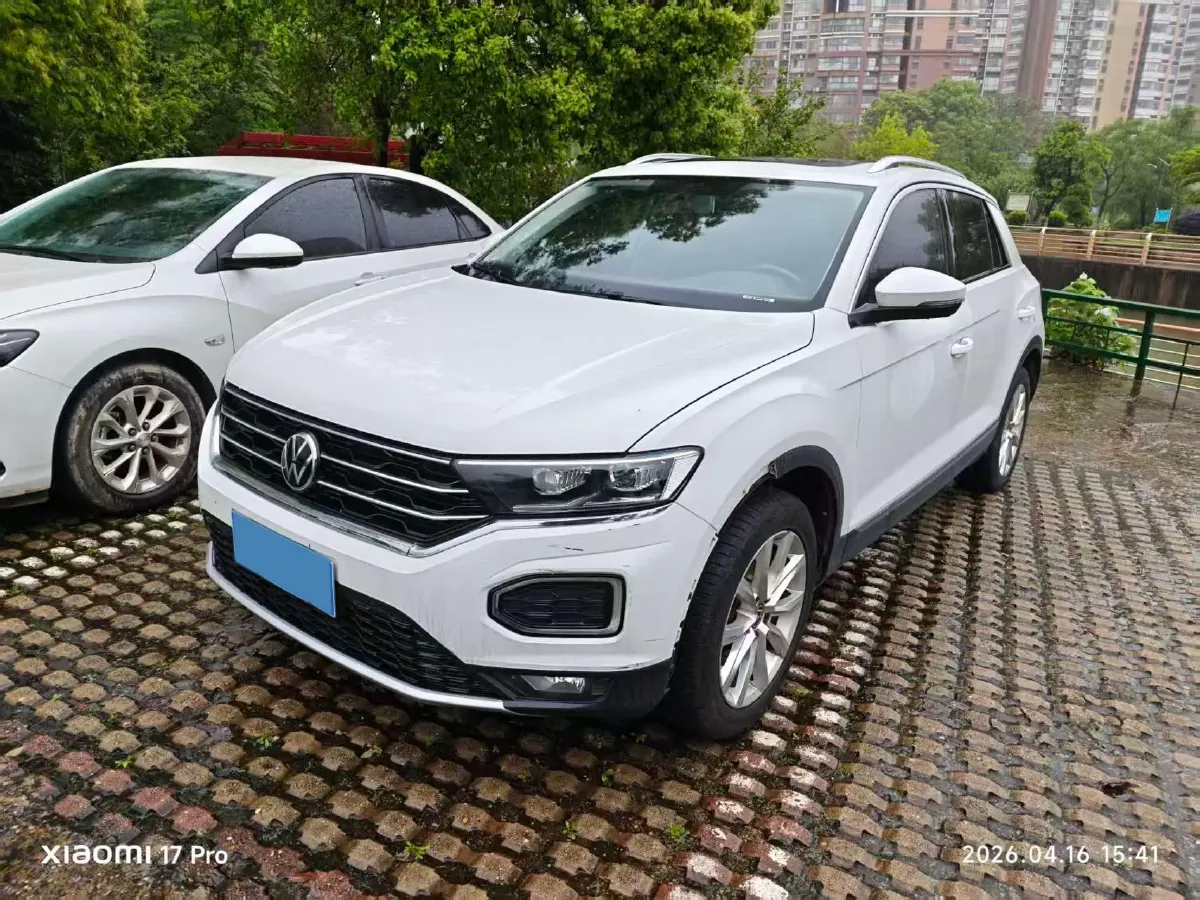 2022 Volkswagen T-Roc 1.4T 150HP L4 7DCT,autocango,china used car exporter,china ev exporter,chinese used car exporter,chinese used ev exporter