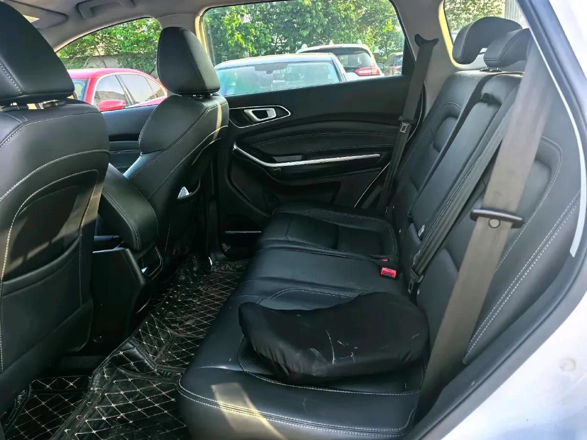 2019 Chery Tiggo 8 1.5T 156HP L4 6MT,autocango,china used car exporter,china ev exporter,chinese used car exporter,chinese used ev exporter