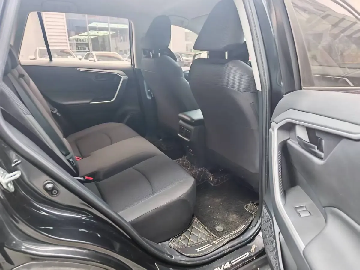 2022 Toyota RAV4 2.0L 171HP L4 CVT,autocango,china used car exporter,china ev exporter,chinese used car exporter,chinese used ev exporter