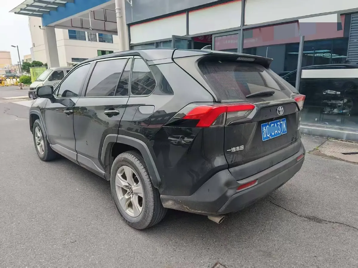2022 Toyota RAV4 2.0L 171HP L4 CVT,autocango,china used car exporter,china ev exporter,chinese used car exporter,chinese used ev exporter