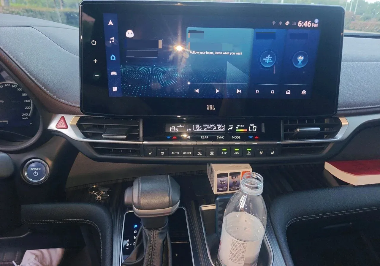 2023 Toyota Sienna 2.5L 189HP L4 E-CVT Hybrid,autocango,china used car exporter,china ev exporter,chinese used car exporter,chinese used ev exporter