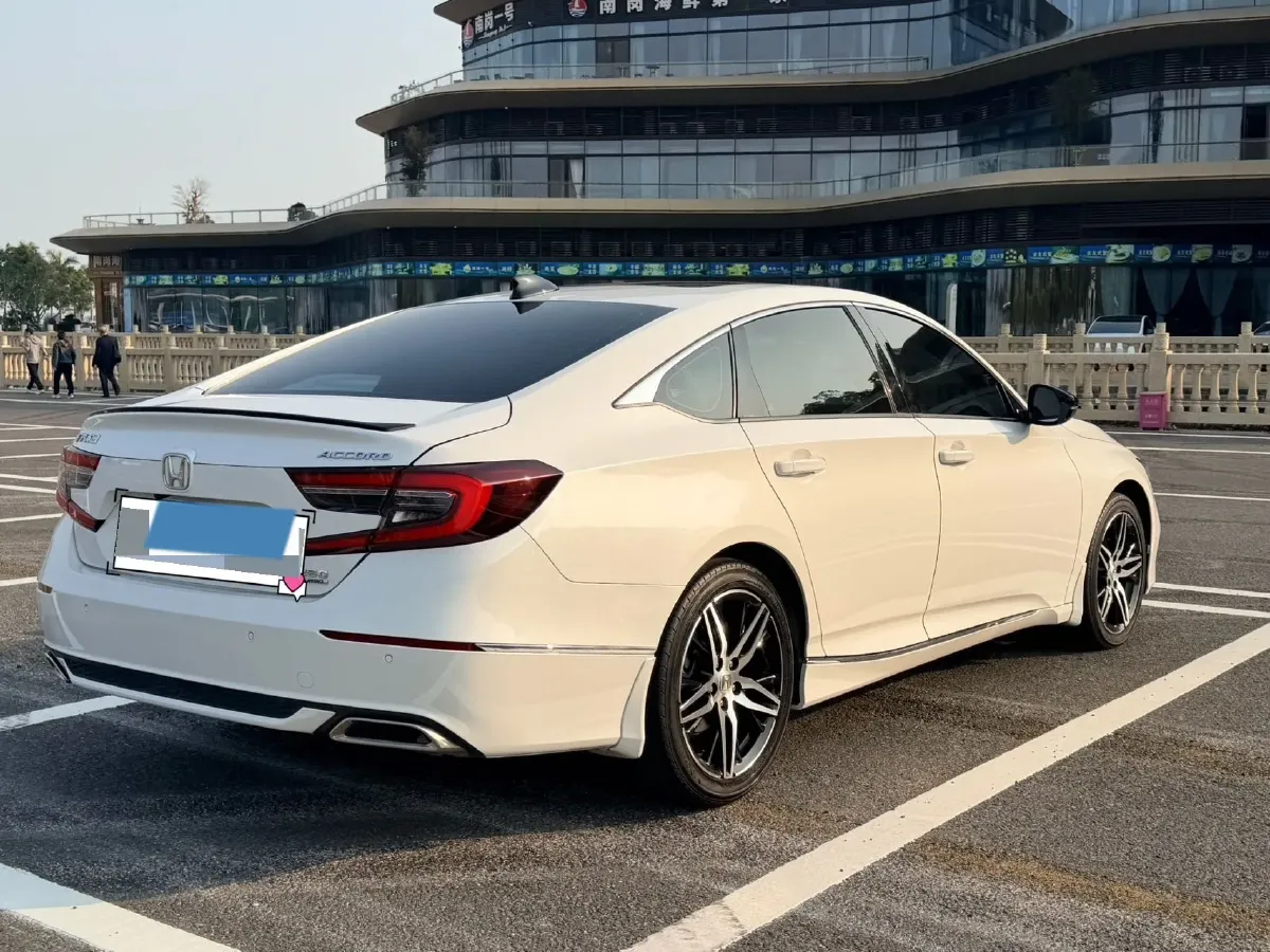 2022 Honda Accord 1.5T 194HP L4 CVT,autocango,china used car exporter,china ev exporter,chinese used car exporter,chinese used ev exporter