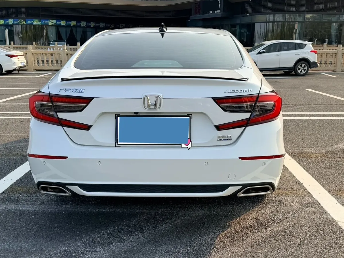 2022 Honda Accord 1.5T 194HP L4 CVT,autocango,china used car exporter,china ev exporter,chinese used car exporter,chinese used ev exporter