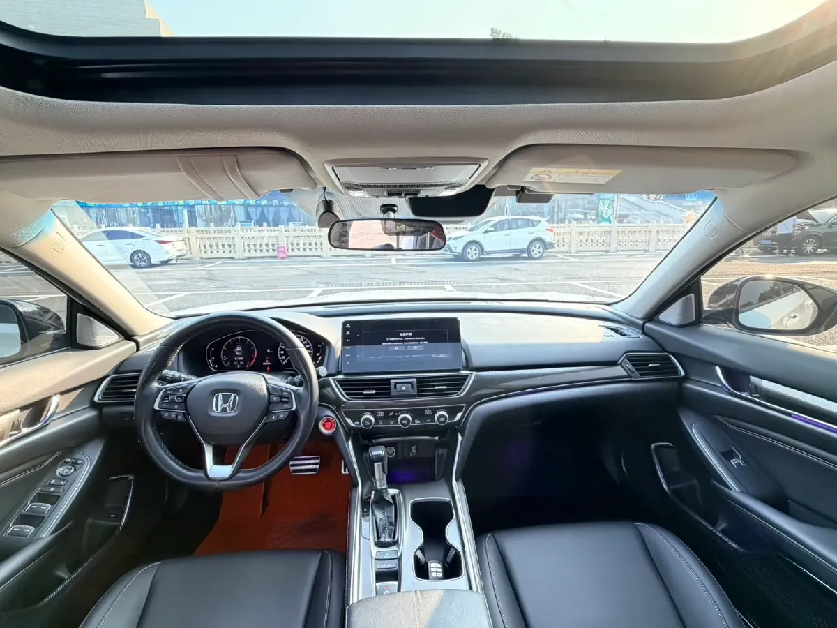 2022 Honda Accord 1.5T 194HP L4 CVT,autocango,china used car exporter,china ev exporter,chinese used car exporter,chinese used ev exporter