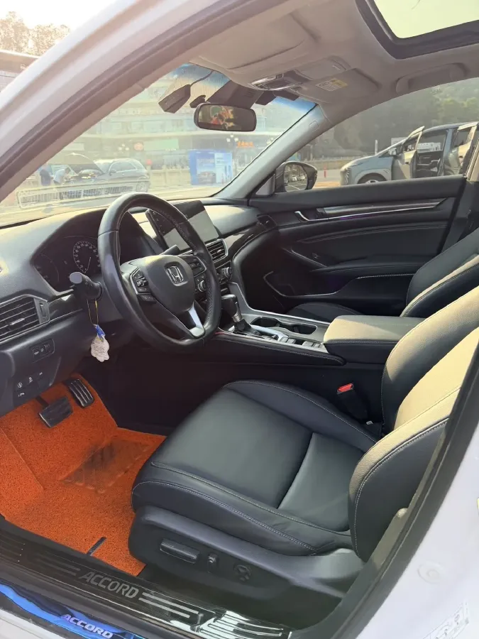 2022 Honda Accord 1.5T 194HP L4 CVT,autocango,china used car exporter,china ev exporter,chinese used car exporter,chinese used ev exporter