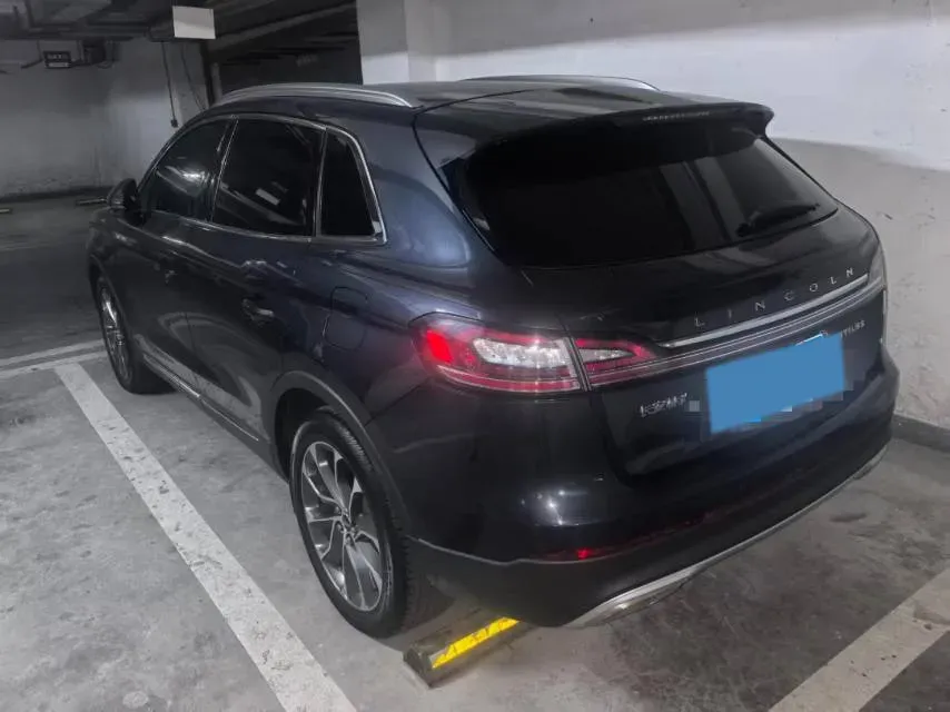 2021 Lincoln Nautilus 2.0T 245HP L4 8AT,autocango,china used car exporter,china ev exporter,chinese used car exporter,chinese used ev exporter