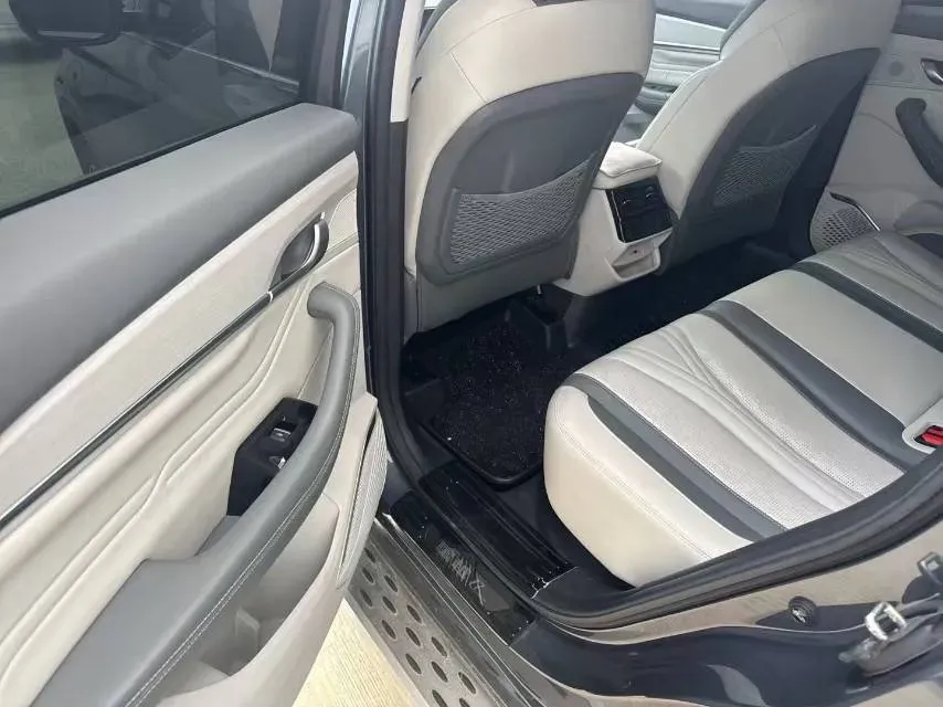 2024 Geely Monjaro 1.5T 163HP L4 3DHT Hybrid,autocango,china used car exporter,china ev exporter,chinese used car exporter,chinese used ev exporter