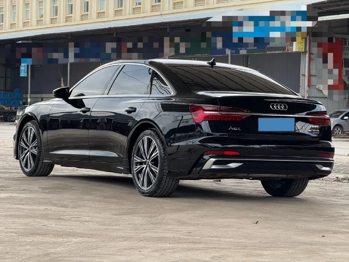 2024 Audi A6L 2.0T 245HP L4 7DCT,autocango,china used car exporter,china ev exporter,chinese used car exporter,chinese used ev exporter