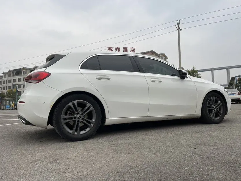 2019 Mercedes-Benz A Class 1.3T 163HP L4 7DCT,autocango,china used car exporter,china ev exporter,chinese used car exporter,chinese used ev exporter