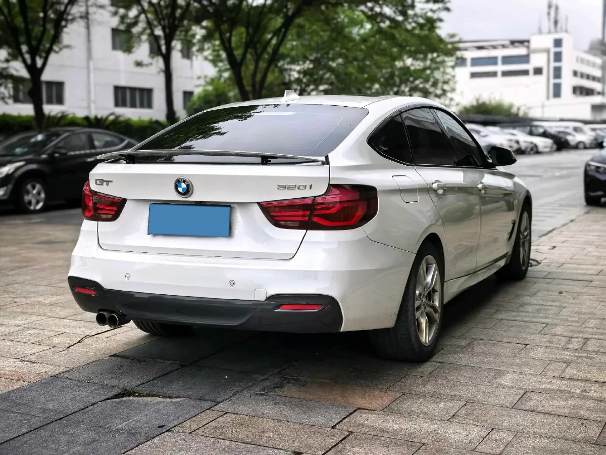 2019 BMW 3 Series GT 2.0T 184HP L4 8AT,autocango,china used car exporter,china ev exporter,chinese used car exporter,chinese used ev exporter