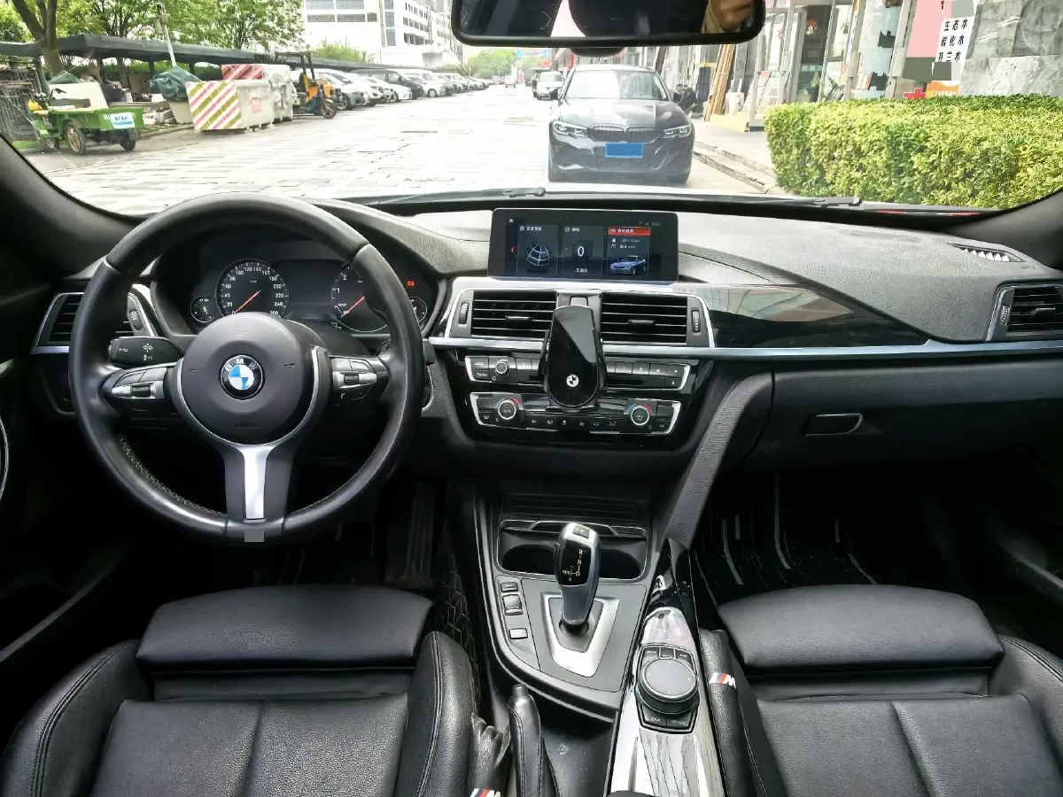 2019 BMW 3 Series GT 2.0T 184HP L4 8AT,autocango,china used car exporter,china ev exporter,chinese used car exporter,chinese used ev exporter