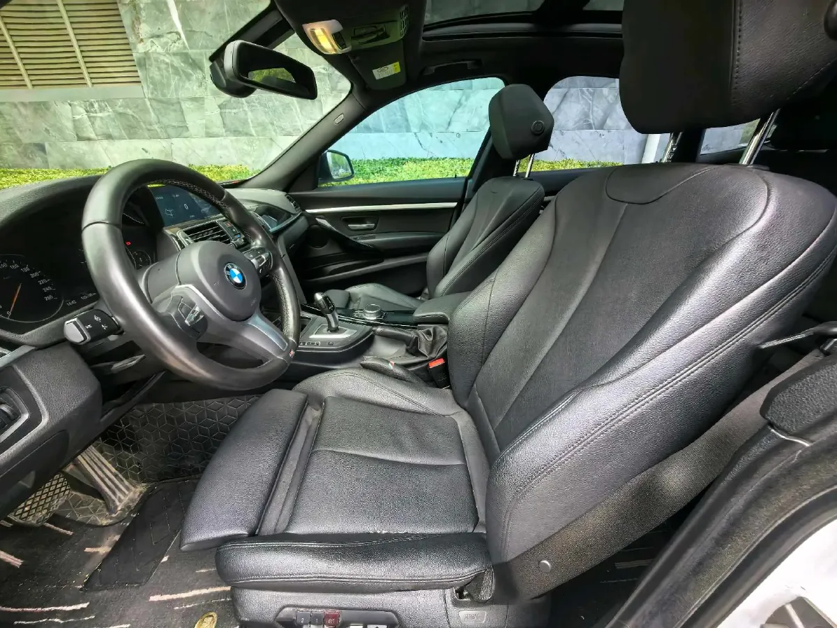 2019 BMW 3 Series GT 2.0T 184HP L4 8AT,autocango,china used car exporter,china ev exporter,chinese used car exporter,chinese used ev exporter