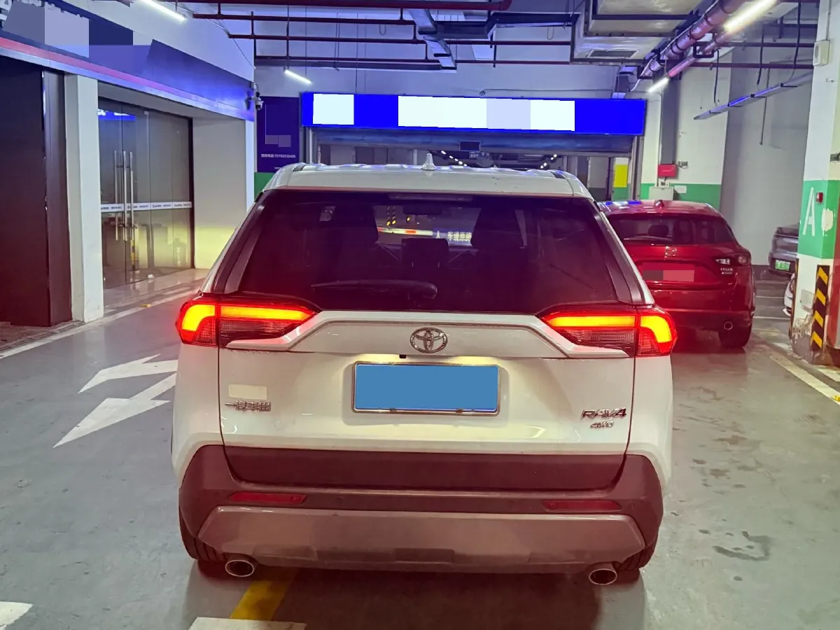 2021 Toyota RAV4 2.0L 171HP L4 CVT,autocango,china used car exporter,china ev exporter,chinese used car exporter,chinese used ev exporter