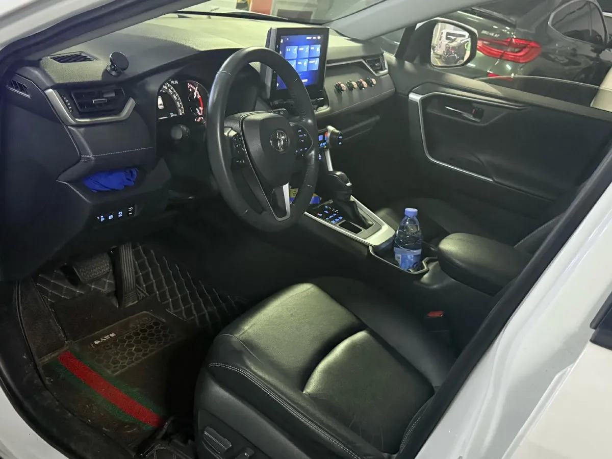 2021 Toyota RAV4 2.0L 171HP L4 CVT,autocango,china used car exporter,china ev exporter,chinese used car exporter,chinese used ev exporter