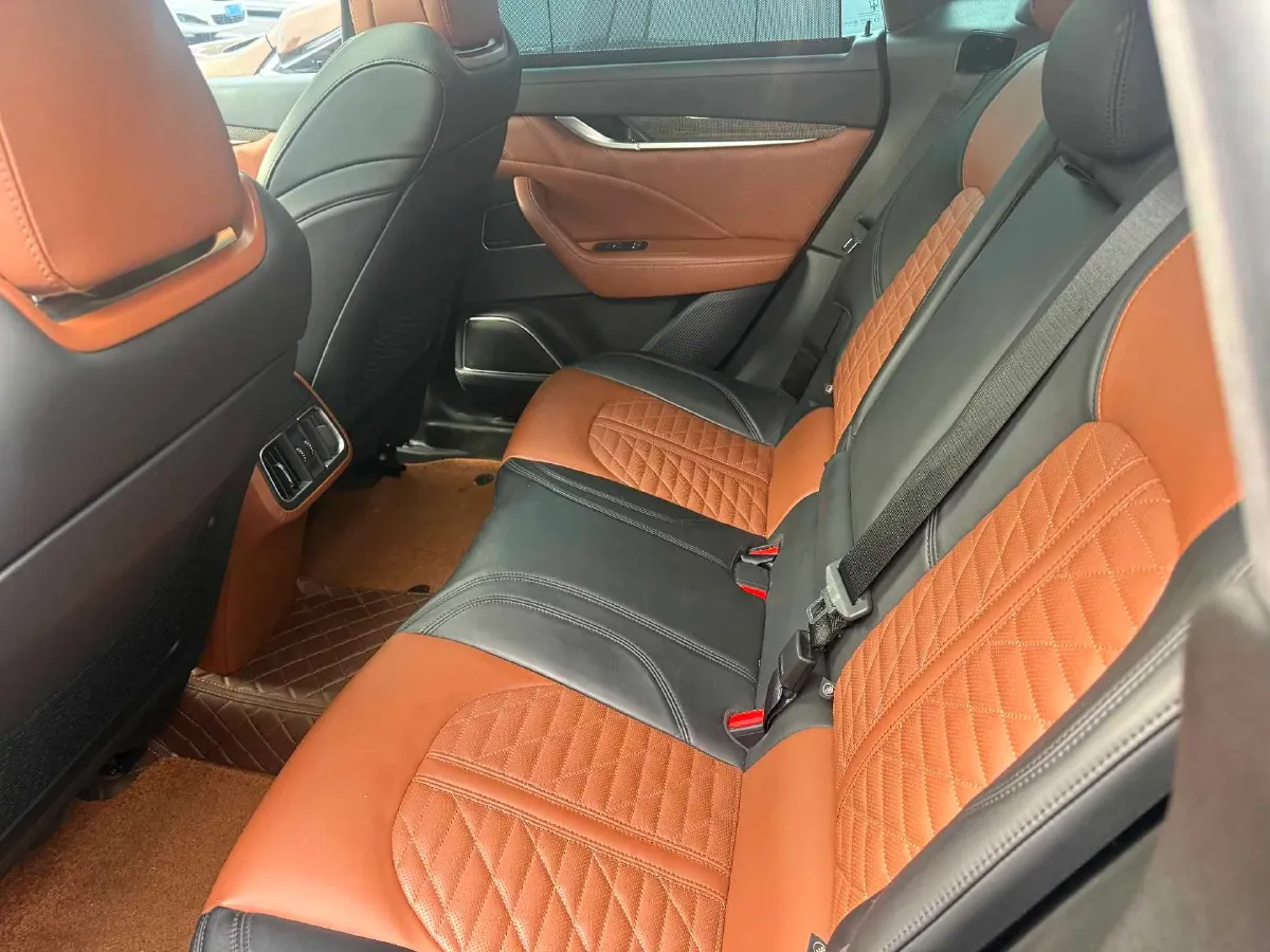 2019 Maserati Levante 3.0T 350HP V6 8AT,autocango,china used car exporter,china ev exporter,chinese used car exporter,chinese used ev exporter