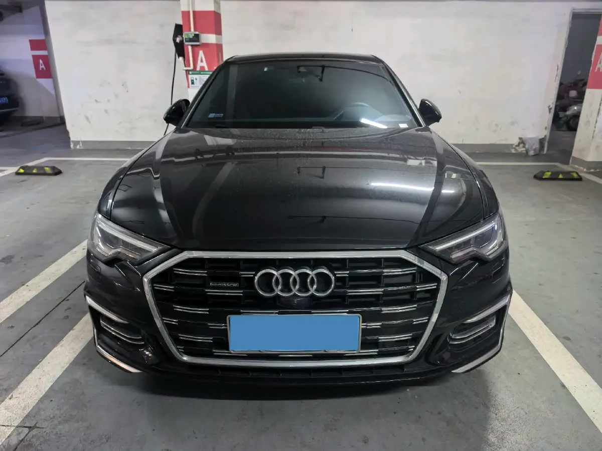 2024 Audi A6L 3.0T 340HP V6 7DCT,autocango,china used car exporter,china ev exporter,chinese used car exporter,chinese used ev exporter
