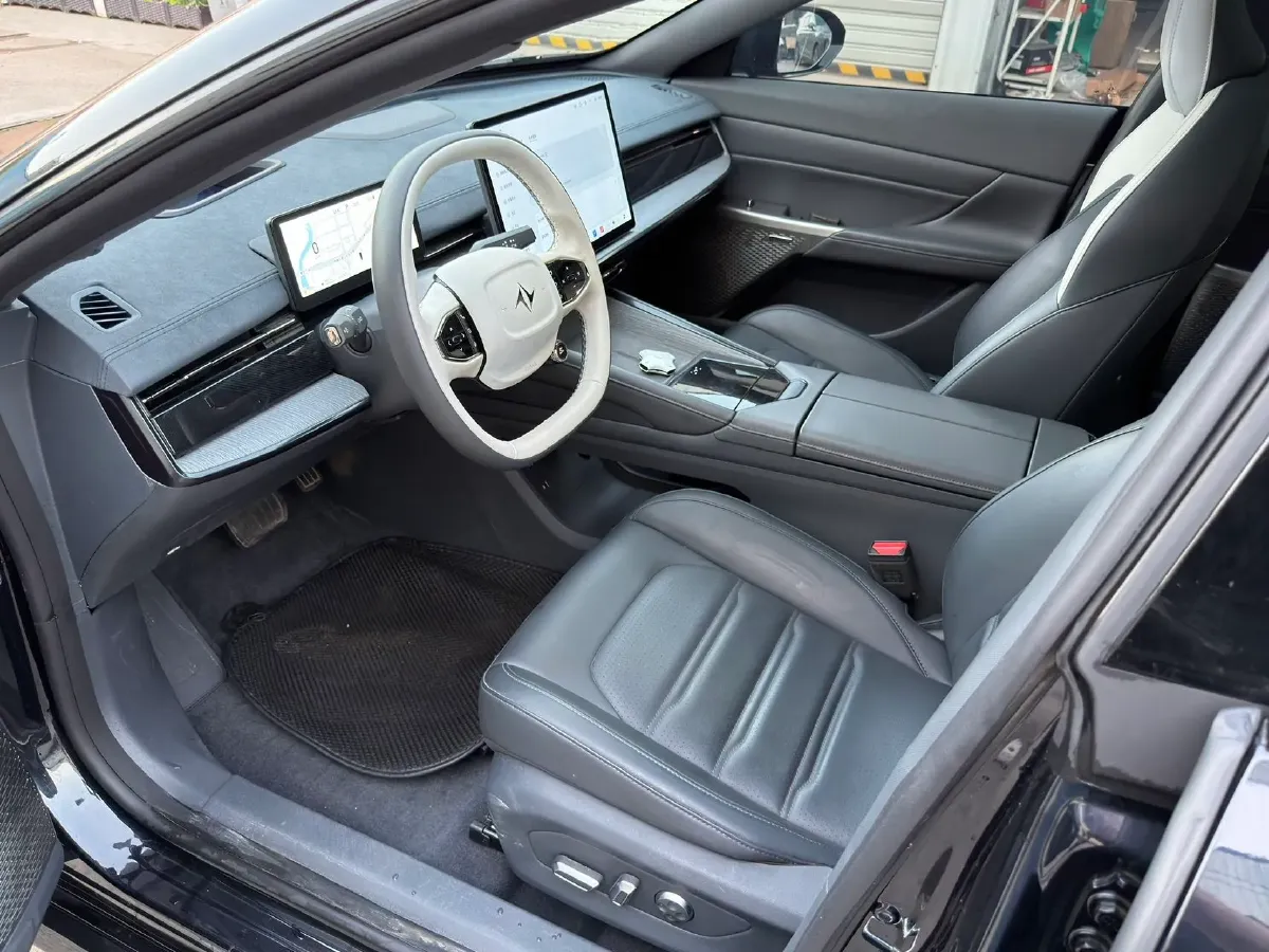 2024 DongFeng eπ eπ007 REEV 105HP REEV 28.4KWH,autocango,china used car exporter,china ev exporter,chinese used car exporter,chinese used ev exporter