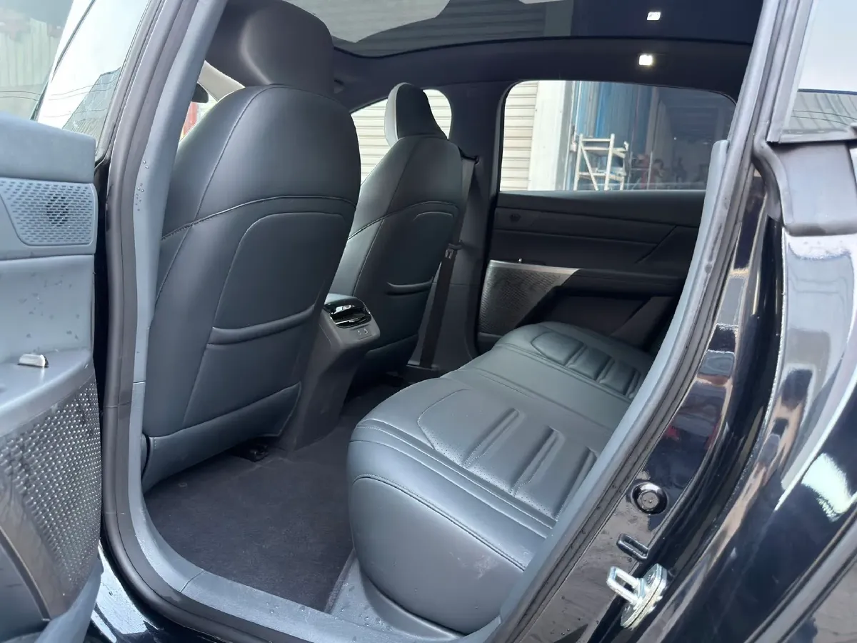 2024 DongFeng eπ eπ007 REEV 105HP REEV 28.4KWH,autocango,china used car exporter,china ev exporter,chinese used car exporter,chinese used ev exporter