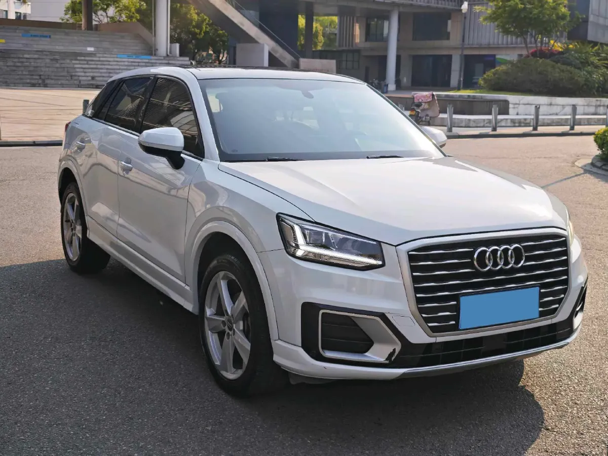 2021 Audi Q2L 1.4T 150HP L4 7DCT,autocango,china used car exporter,china ev exporter,chinese used car exporter,chinese used ev exporter
